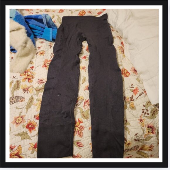 Ebb to Street Leggings - Picture 2 of 3